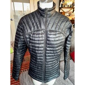 Eddie Bauer Woman’s Down Puffer Jacket Black, SZ Tall Medium